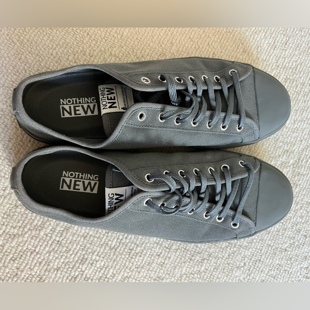 Nothing New Women’s Classic Low Top Gray Shoes- Size 11 (New)
